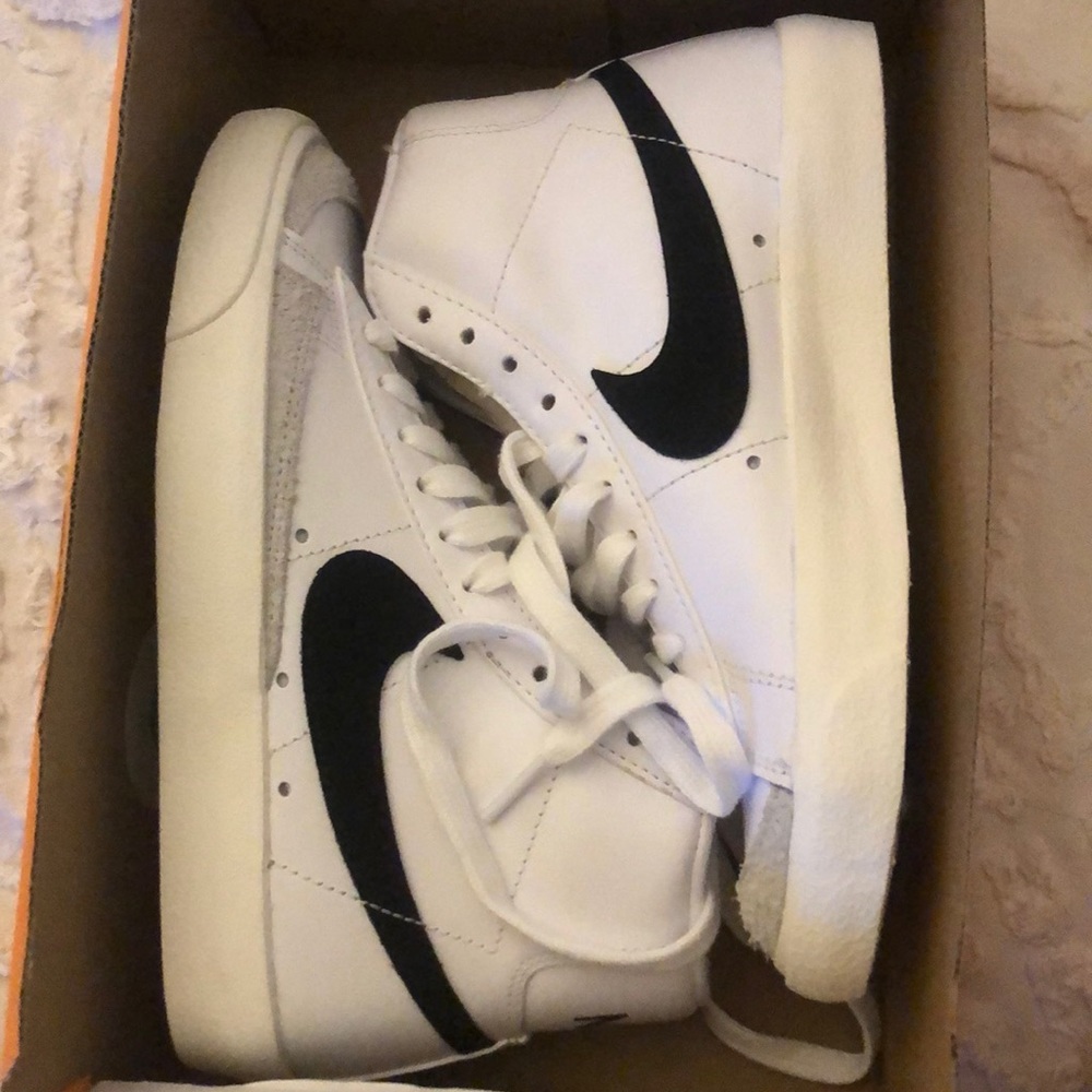 Nike blazer mid 77